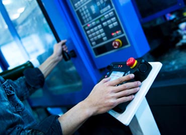 Diploma in Manufacturing Technology Course